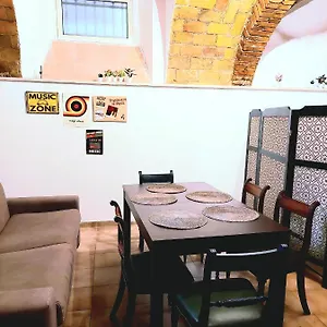 Trastevere In Music Apartment